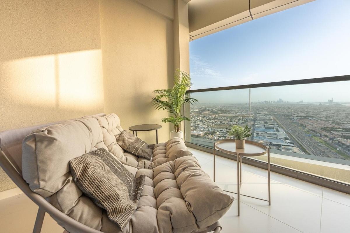 Apartment Elegant 2 Bedroom With Great Views In Business Bay Dubai