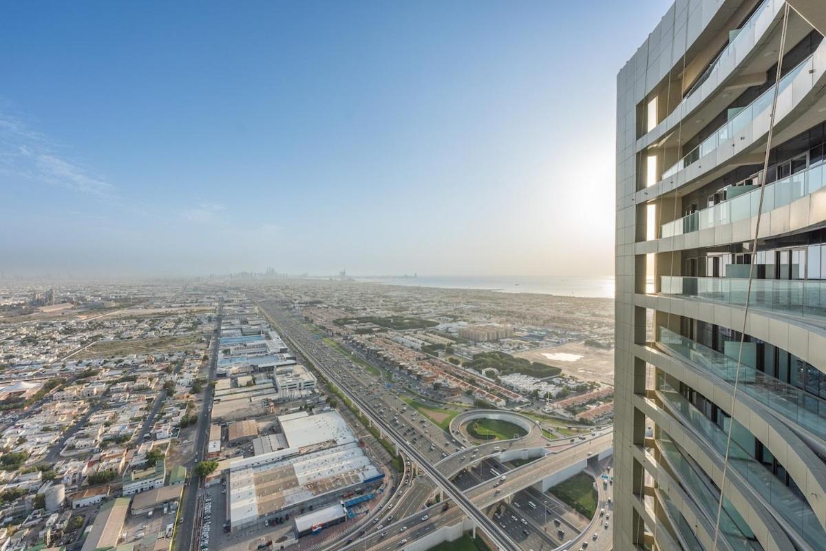 Elegant 2 Bedroom With Great Views In Business Bay Apartment *