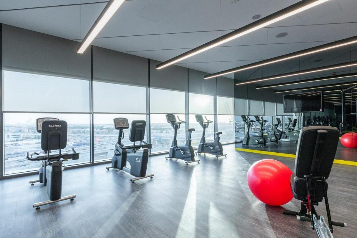 Elegant 2 Bedroom With Great Views In Business Bay * Dubai
