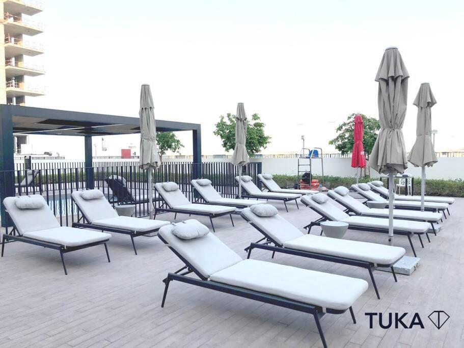 Stunning 2-bhk Golfville At Hills Prime Holiday home Dubai