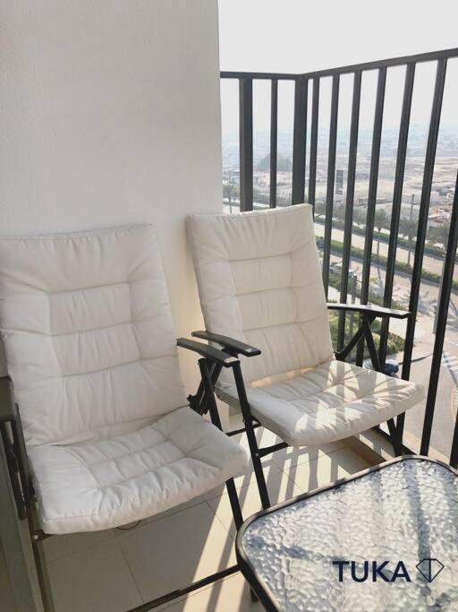 Holiday home Stunning 2-bhk Golfville At Hills Prime