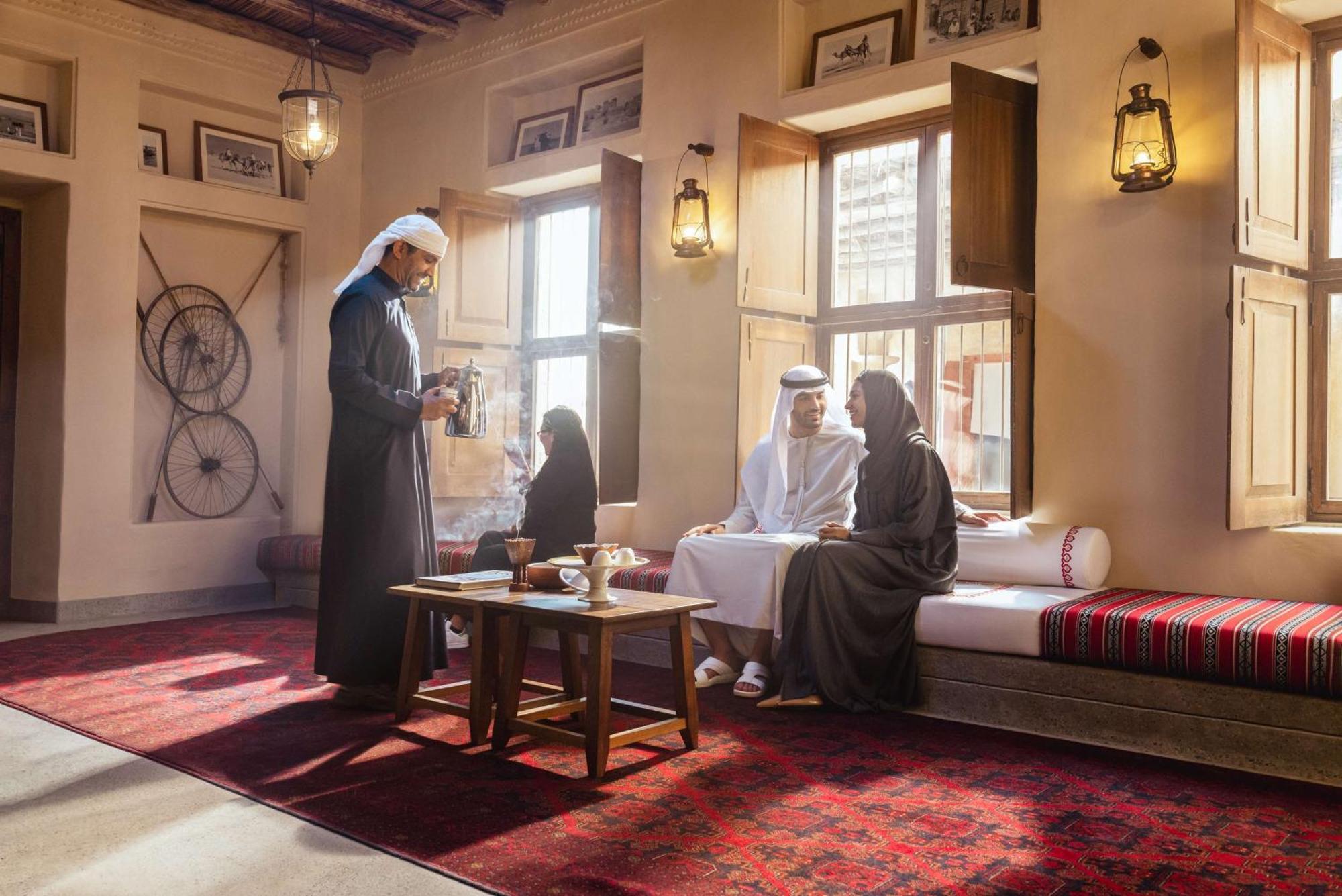Al Seef Heritage Dubai, Curio Collection By Hilton 4* Dubai