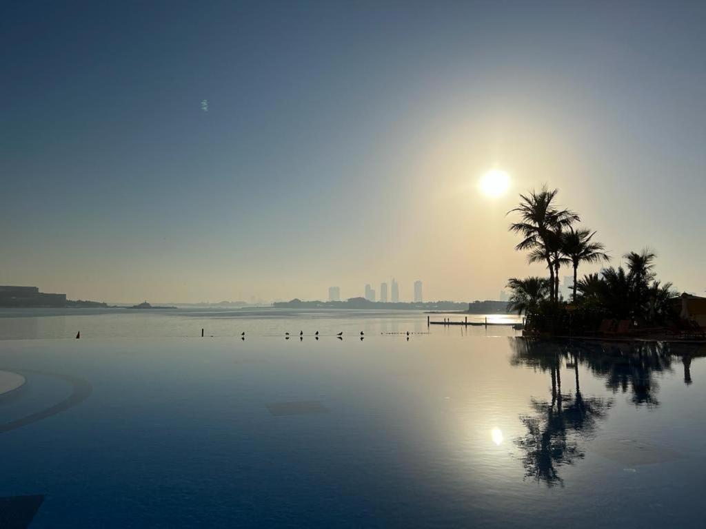 Serene 3-bedroom With Waterfront Marina Views In Palm Jumeirah * Dubai