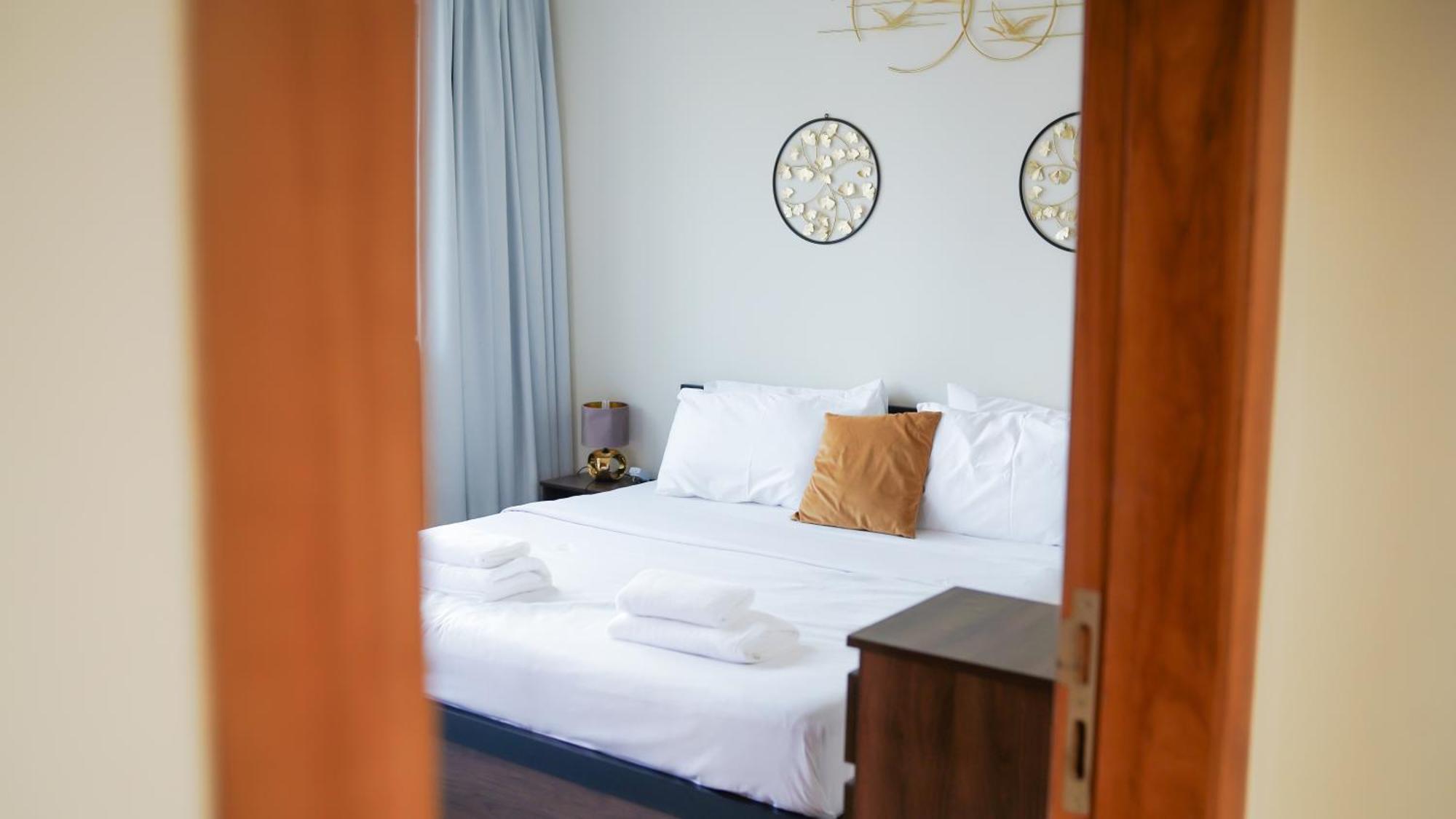Apartment Spacious 2 Bed At Marina High Floor *