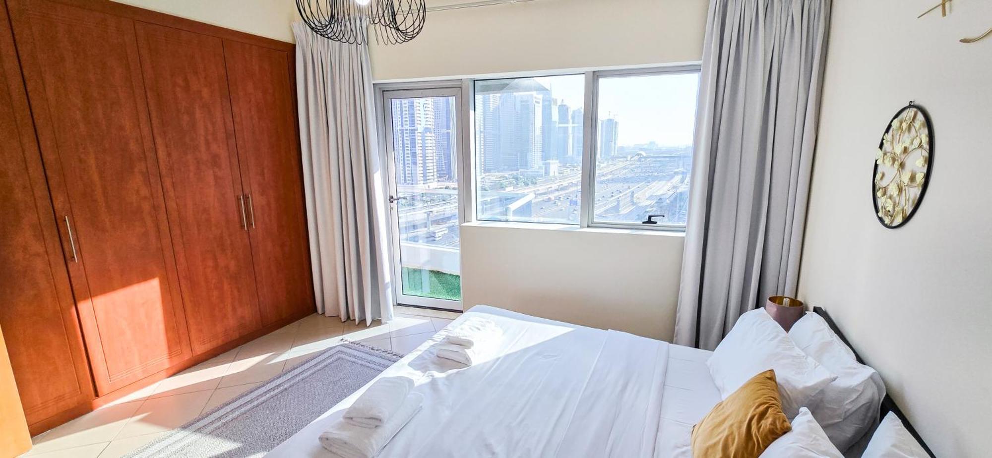 Apartment Spacious 2 Bed At Marina High Floor