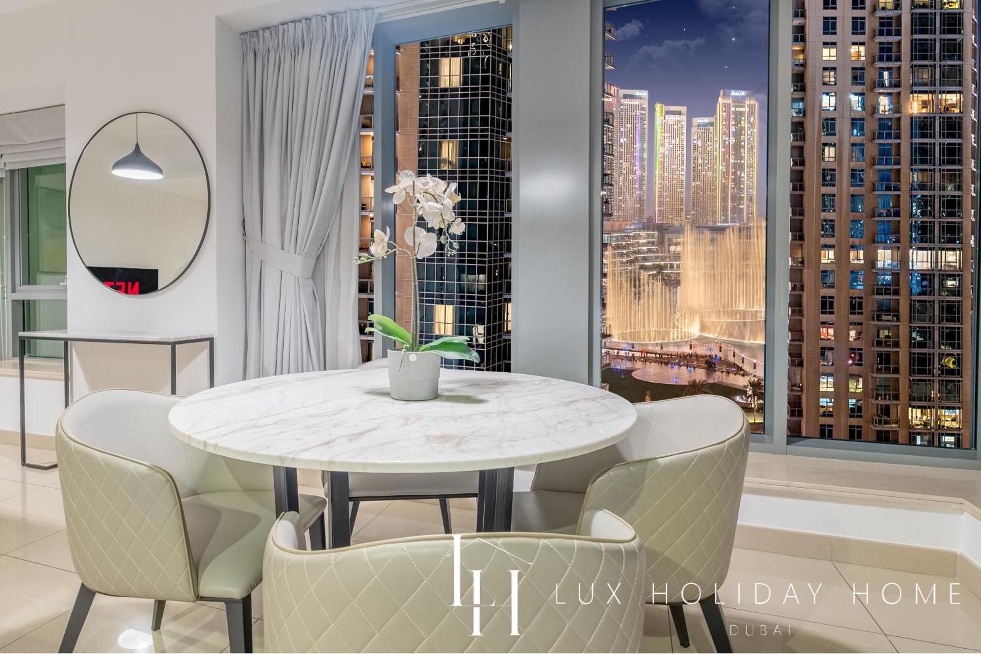 Lux The Fountain View