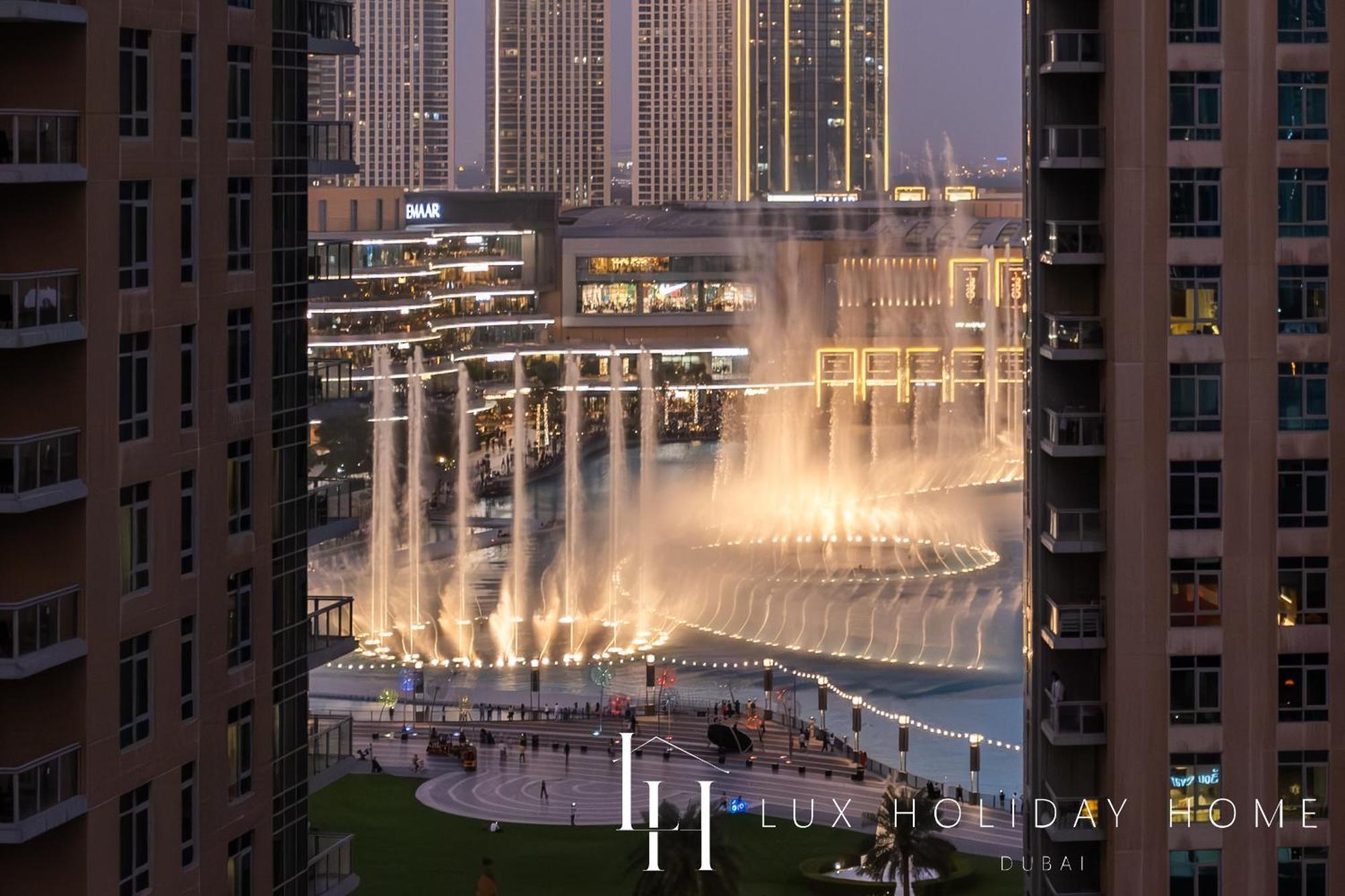 Lux The Fountain View Apartment Dubai