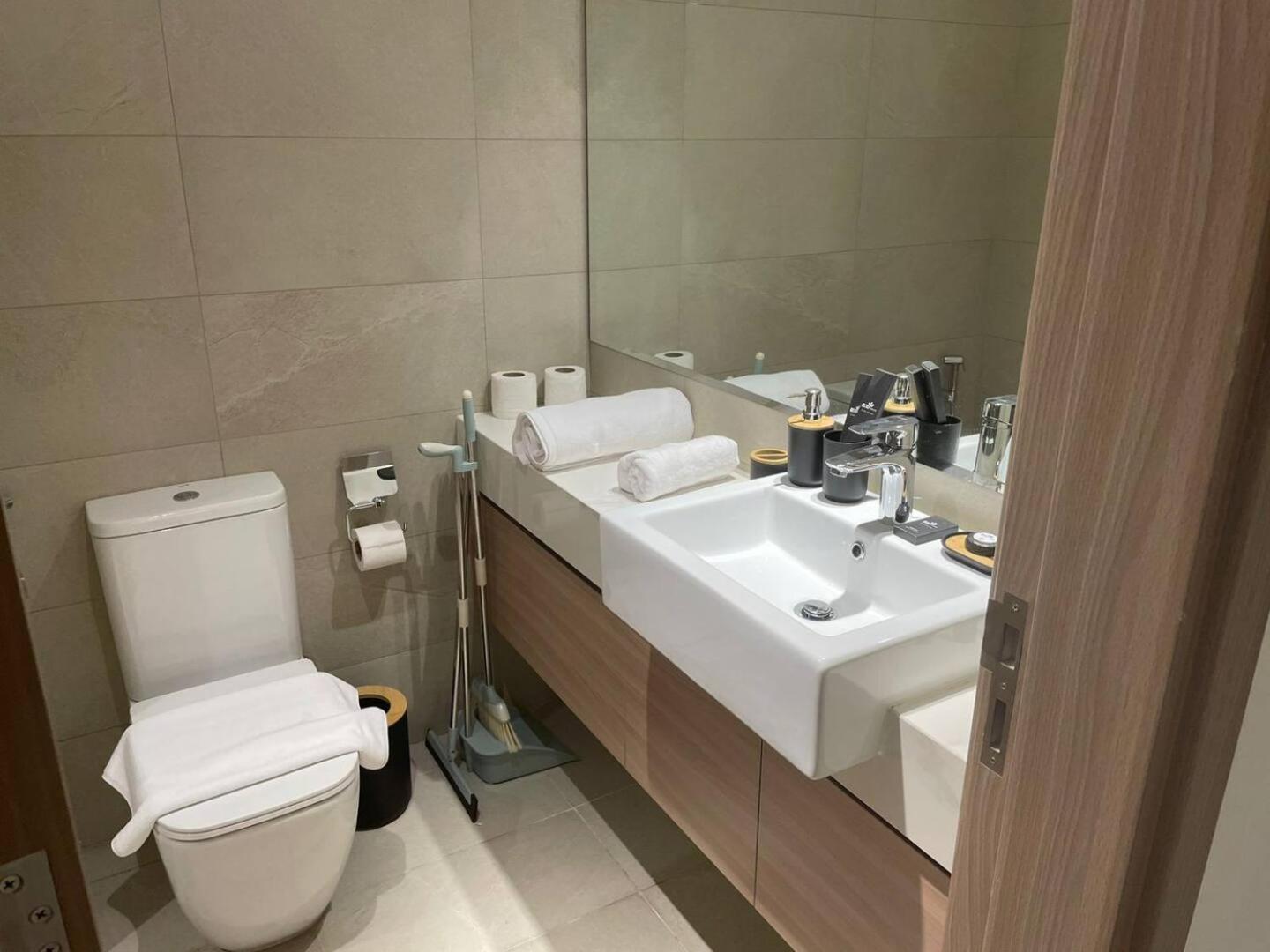 Apartment Pleasant New One Bedroom Azizi Riviera Dubai