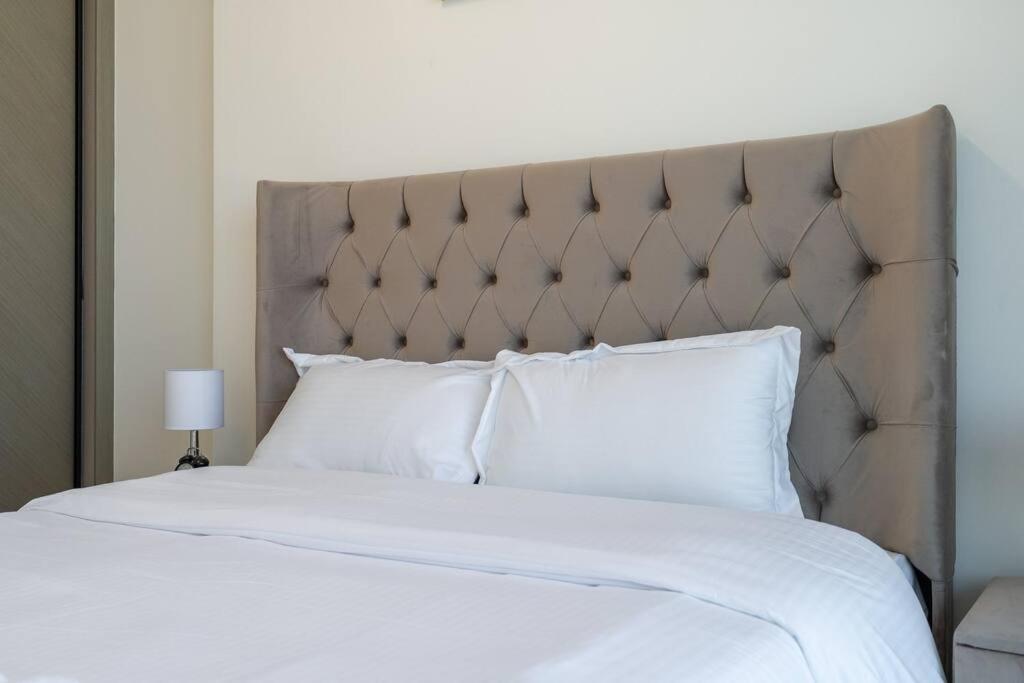 Apartment Luxurious 1-bedroom Oasis L Binghatti Corner, Jvc