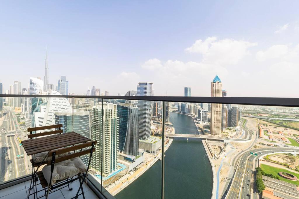 Apartment Burj Khalifa View In Business Bay