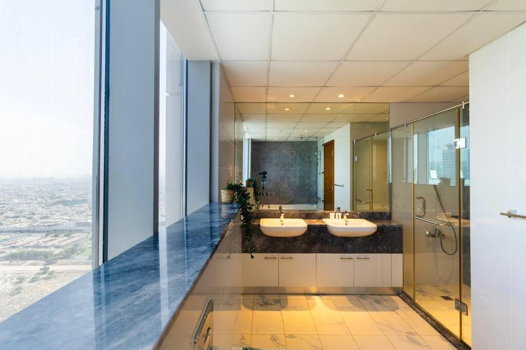Apartment Burj Khalifa View In Business Bay