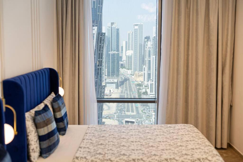 Apartment Burj Khalifa View In Business Bay *