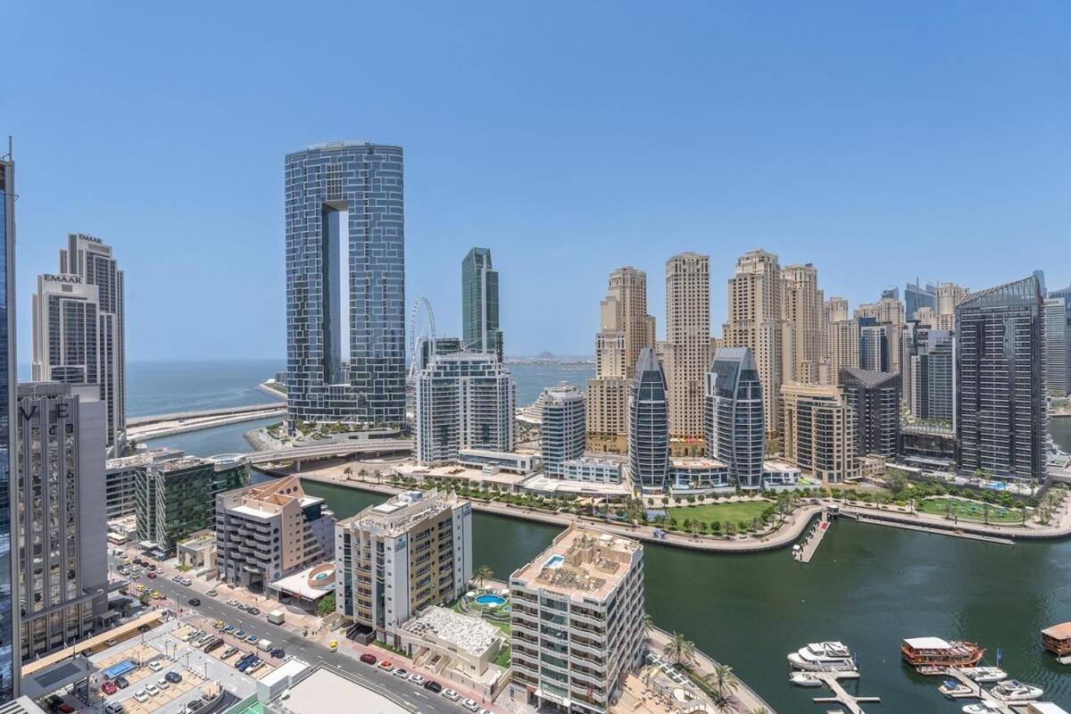 Apartment Spacious 2-bedroom With Marina Views In Dec Tower 2