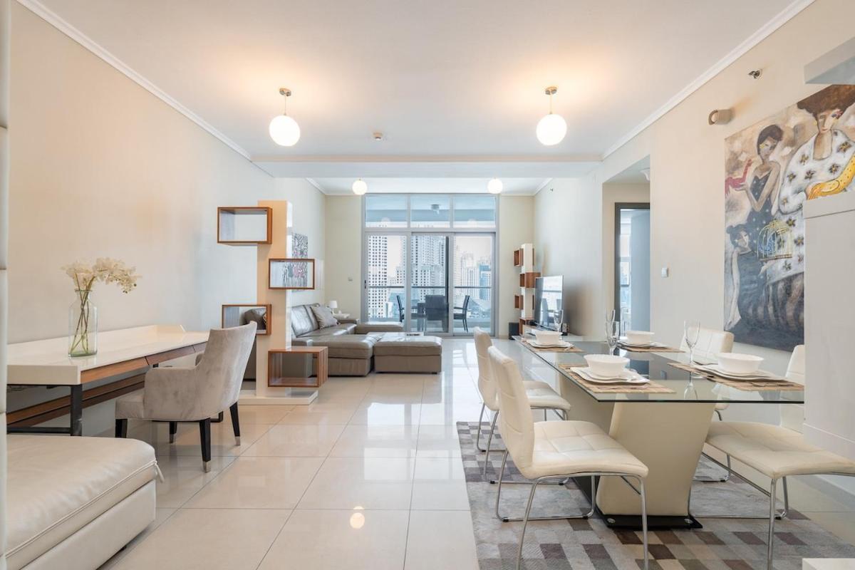 Apartment Spacious 2-bedroom With Marina Views In Dec Tower 2 Dubai