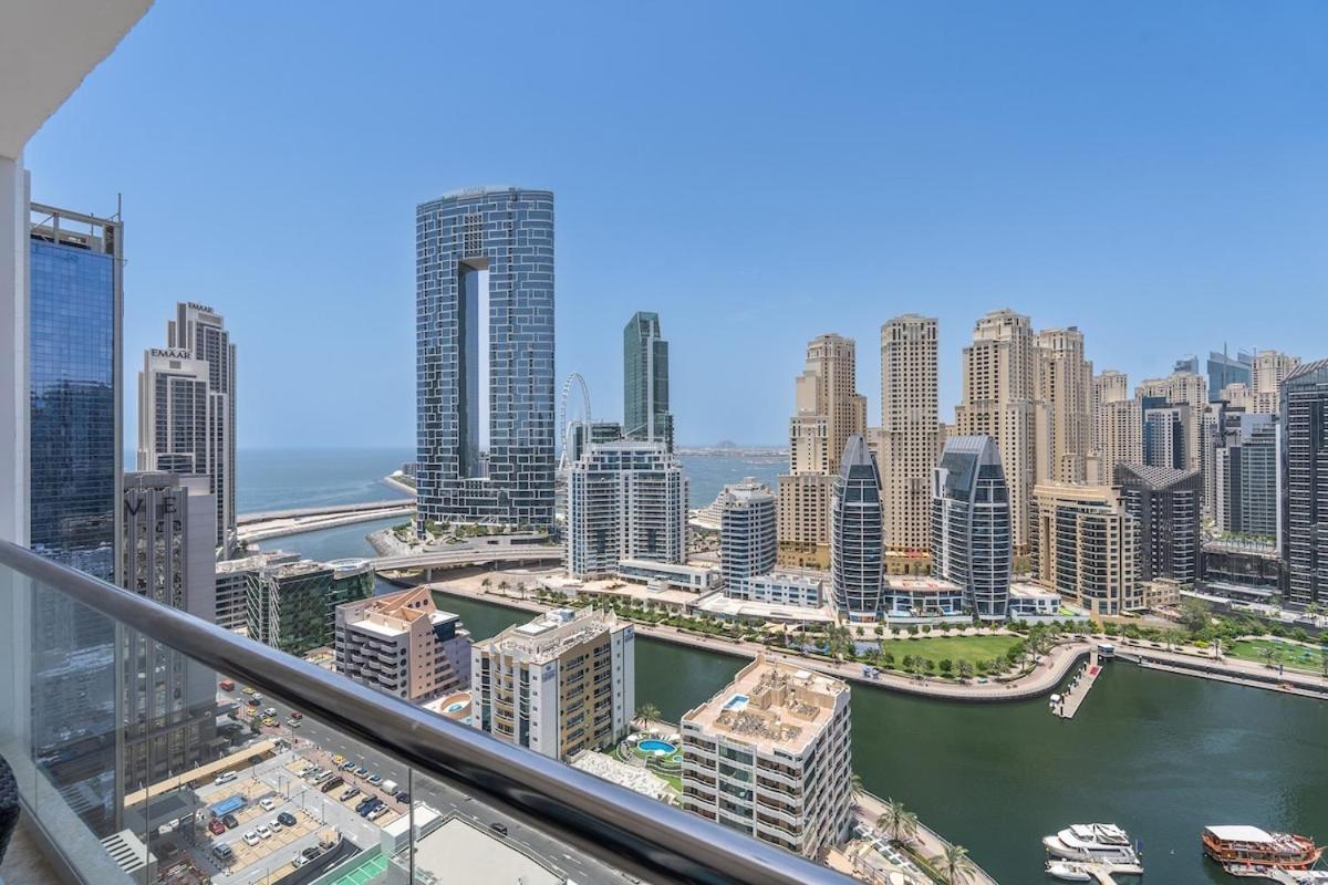 Spacious 2-bedroom With Marina Views In Dec Tower 2 Apartment Dubai