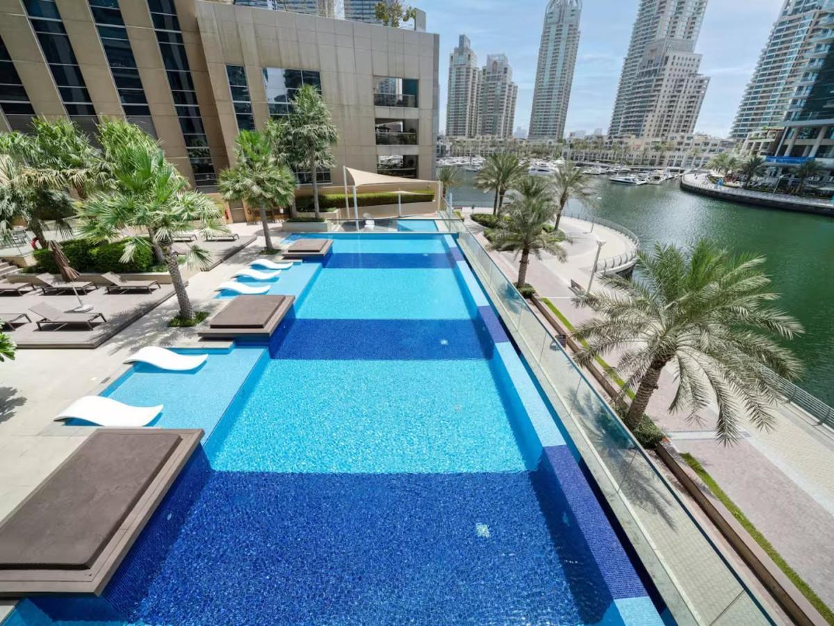 Apartment Stunning Marina Waterfront 2 Bed Escape Dubai