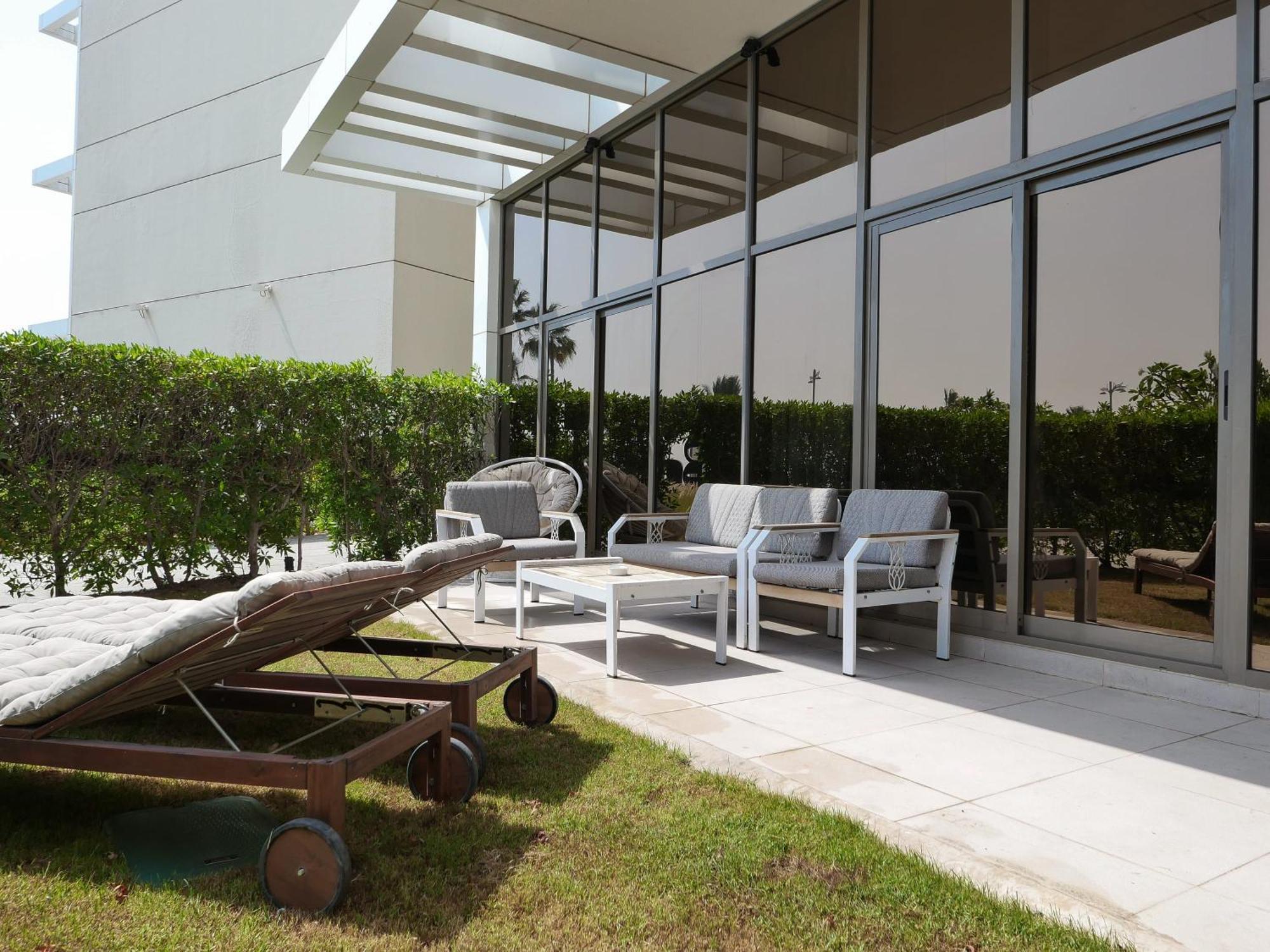 Calm 2br And Children's With Private Garden * Dubai