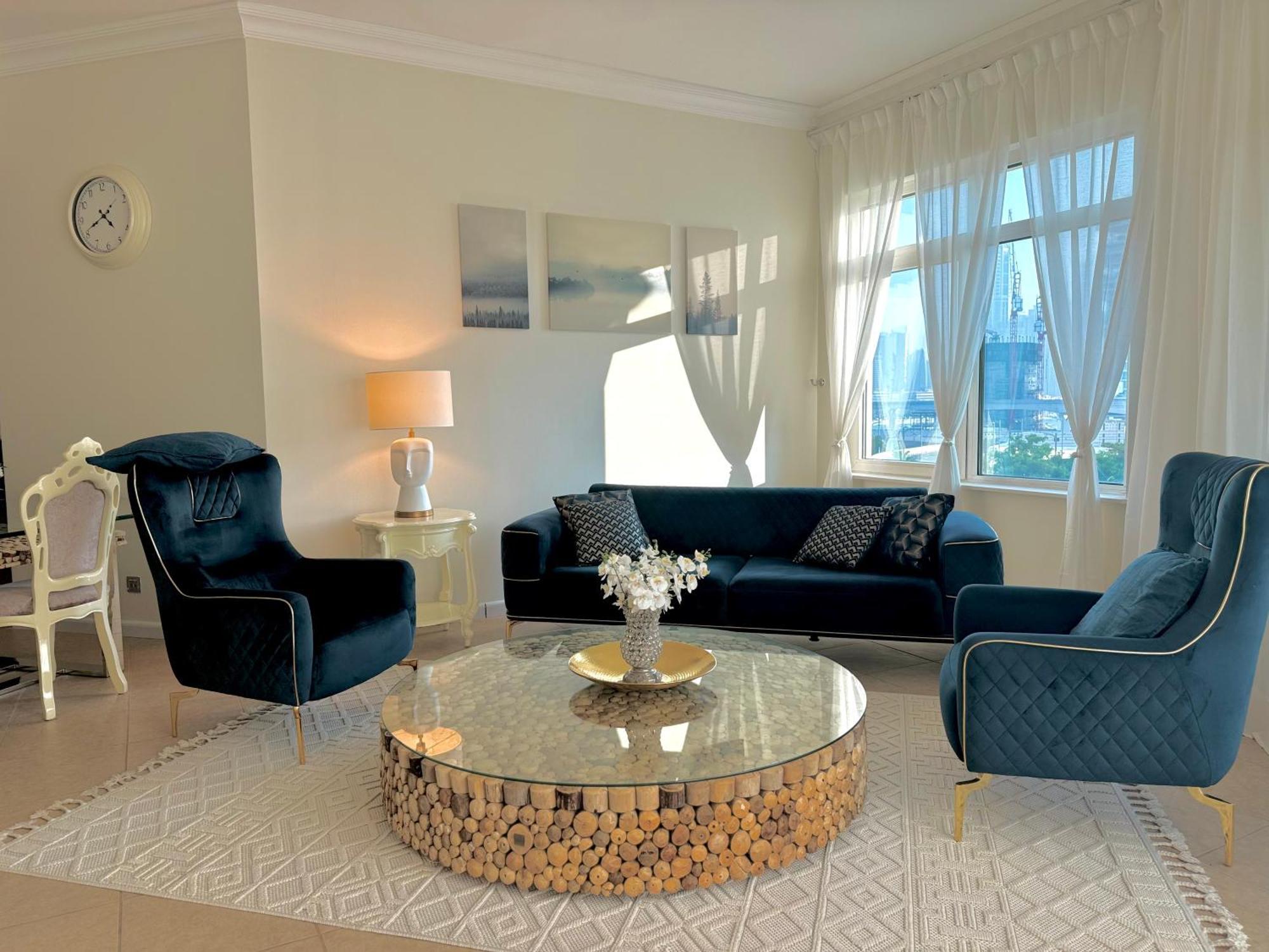 Luxury - Beachfront - Spacious Shoreline Residences - 5 Star Private *
