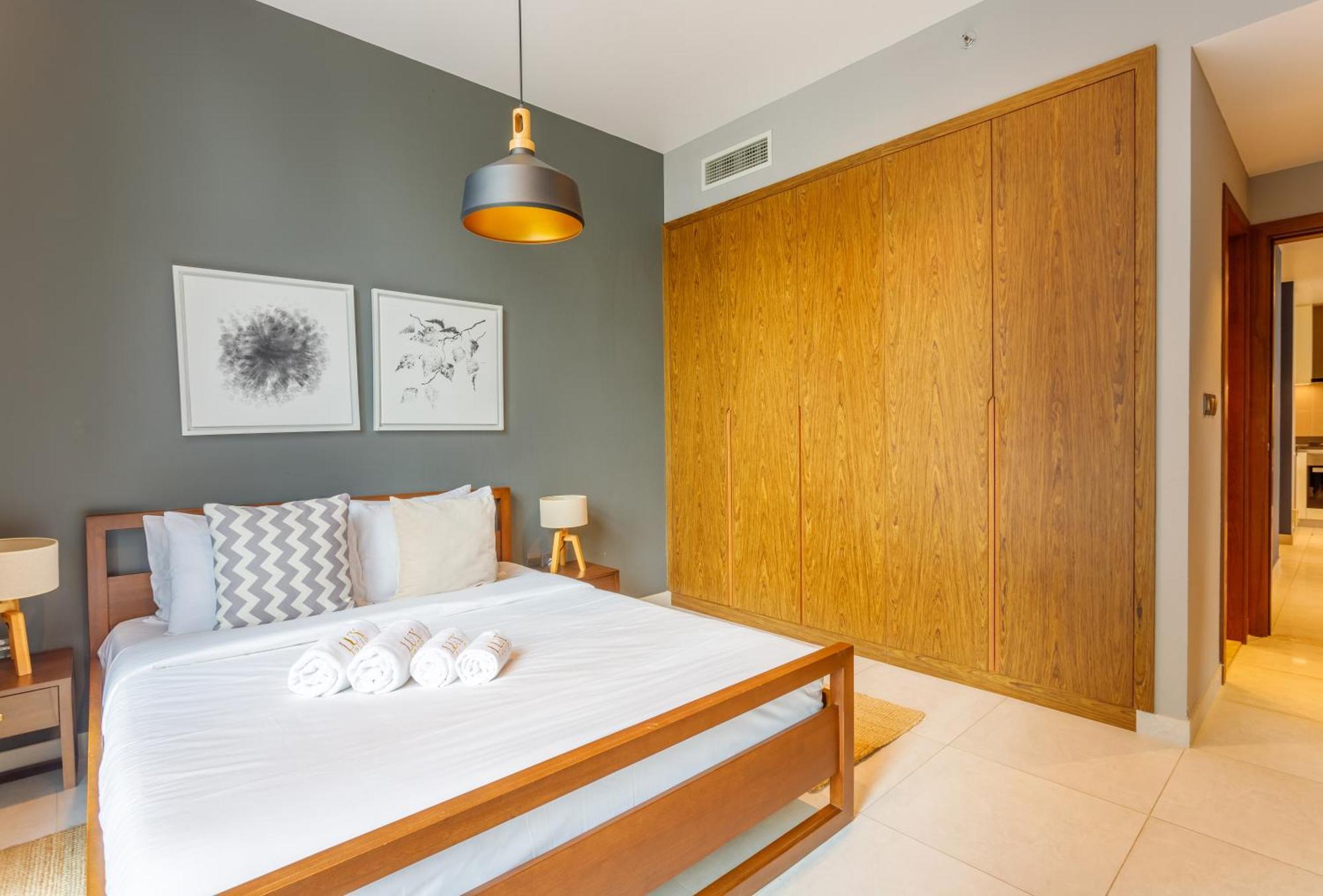 Stunning Marina Waterfront 2 Bed Escape Apartment Dubai