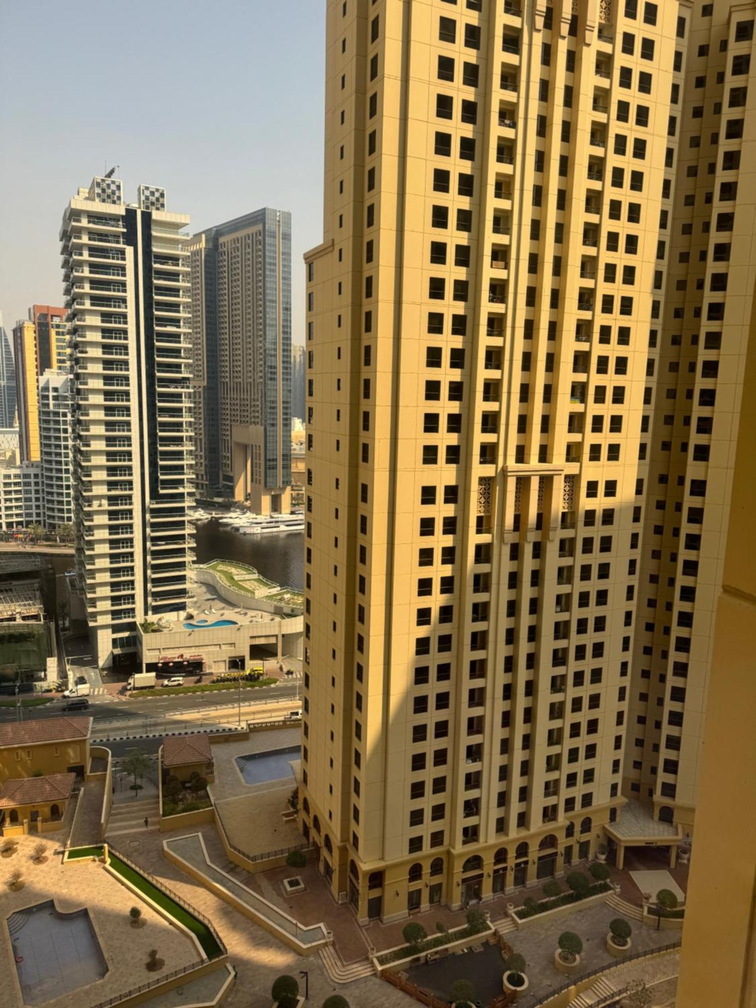 Hostel Le Parisien Dubai