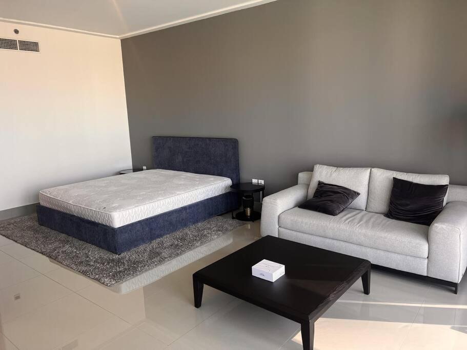 Apartment Two Bedroom At Opera Grand Dubai