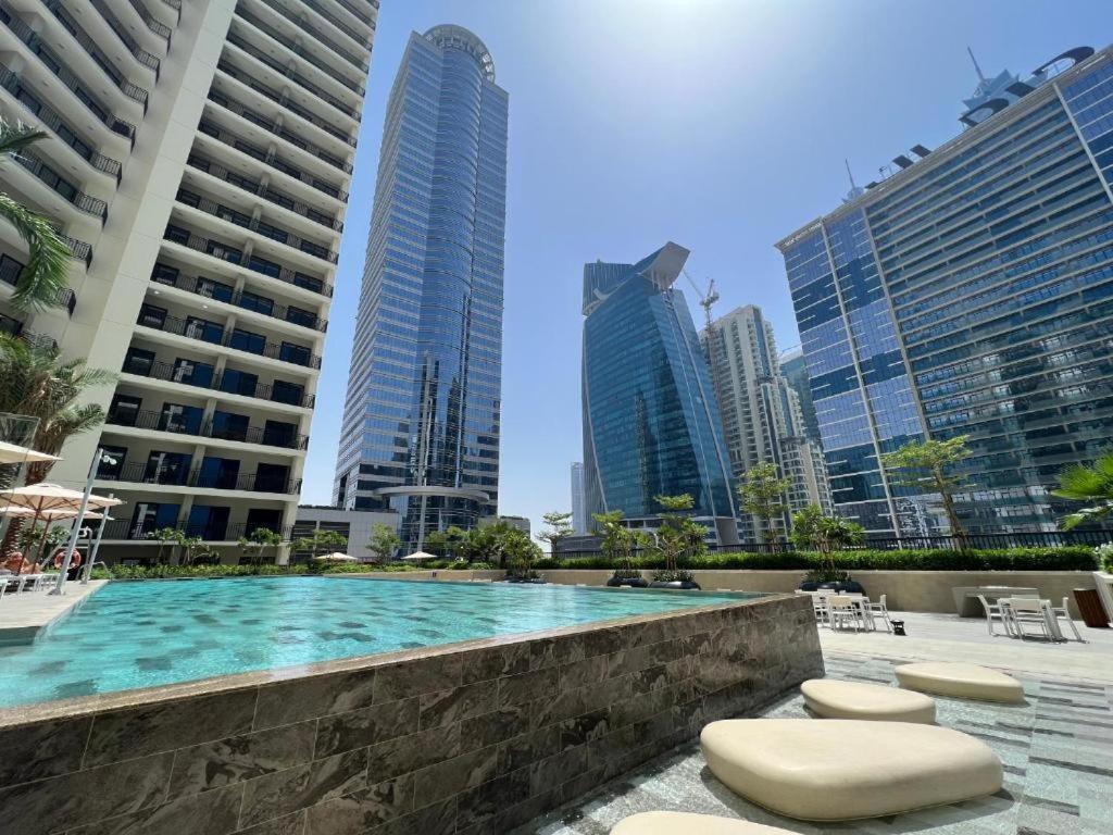Apartment Modern And Cozy 1br In Business Bay *
