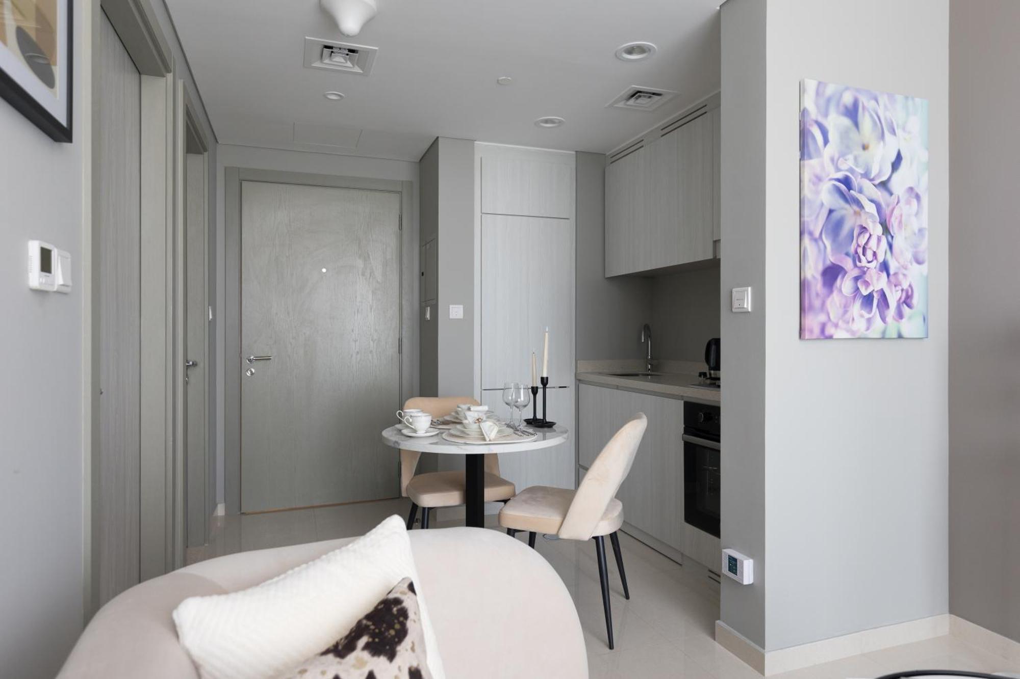 Modern And Cozy 1br In Business Bay Dubai