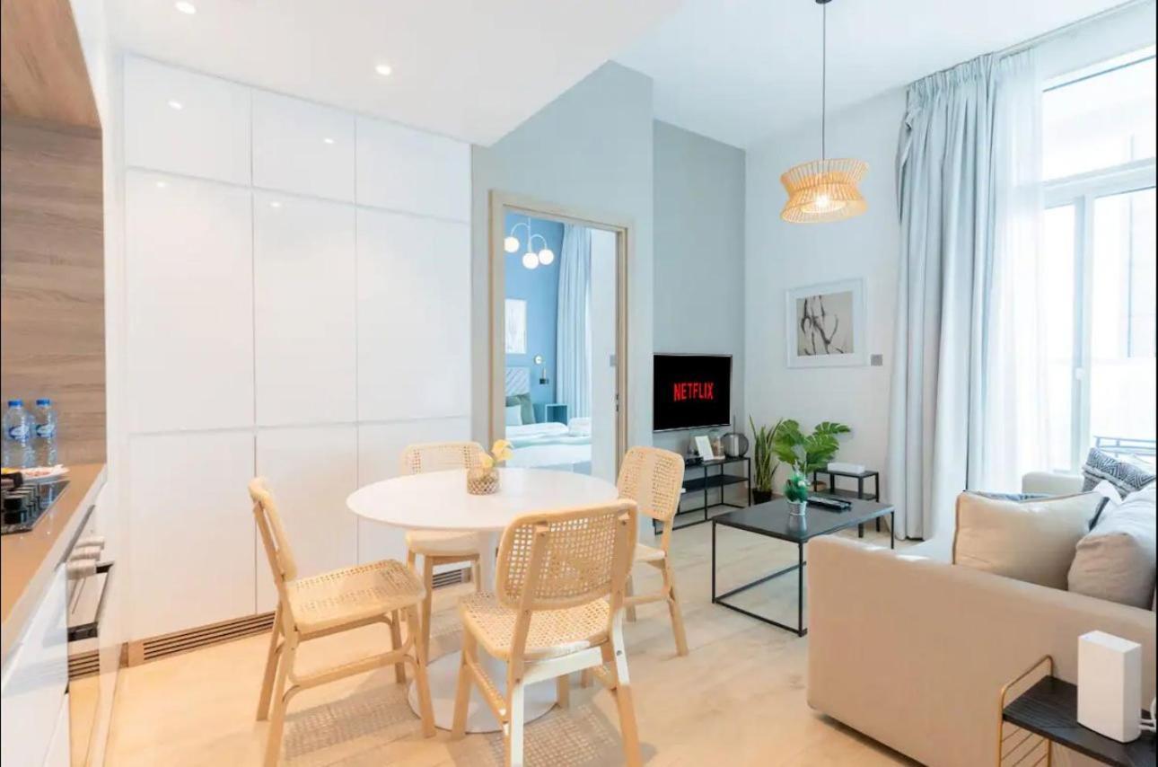 Aws Homes - Pleasant In Marina * Dubai