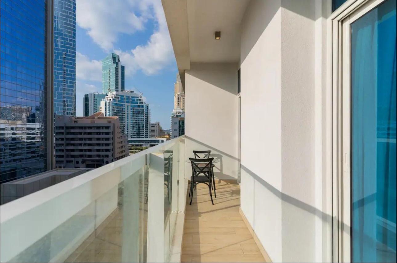 Apartment Aws Homes - Pleasant In Marina