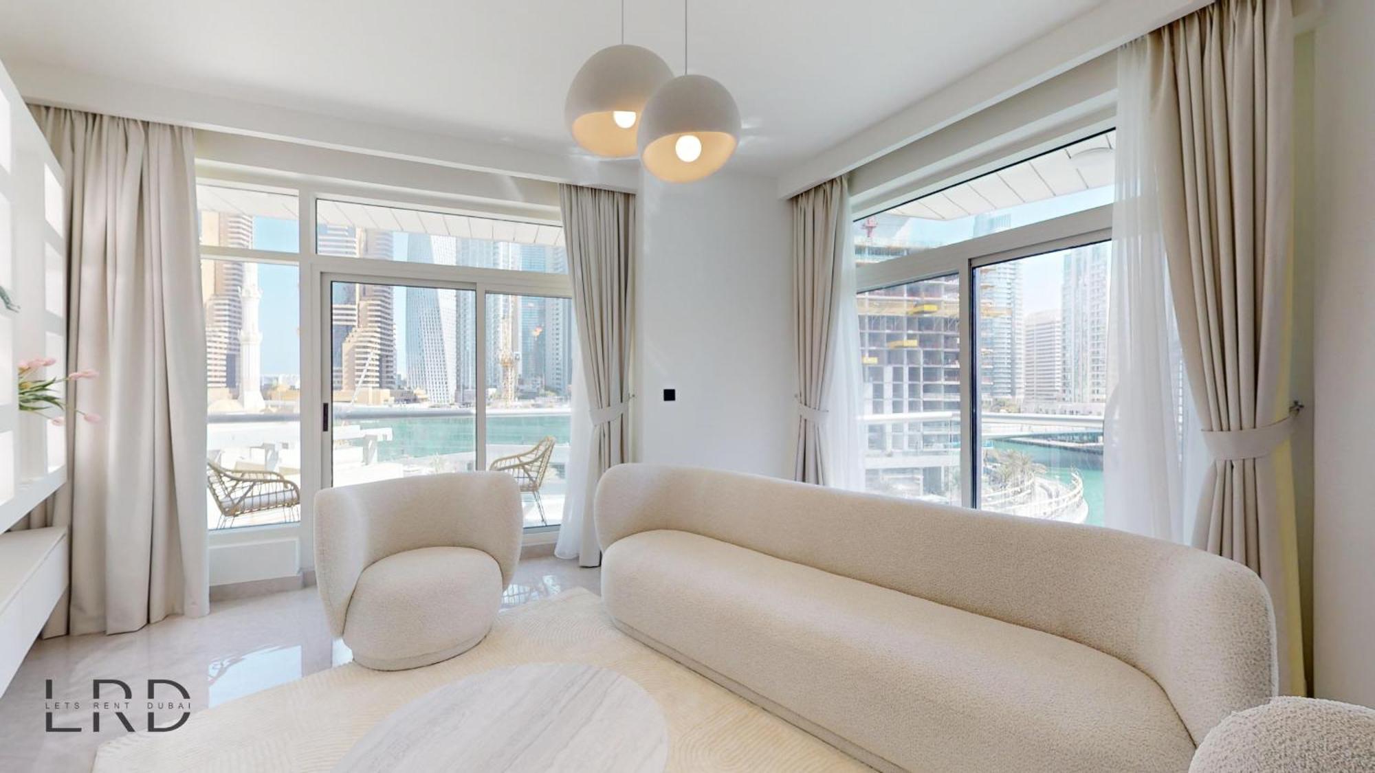 Luxurious With Marina Views Apartment Dubai