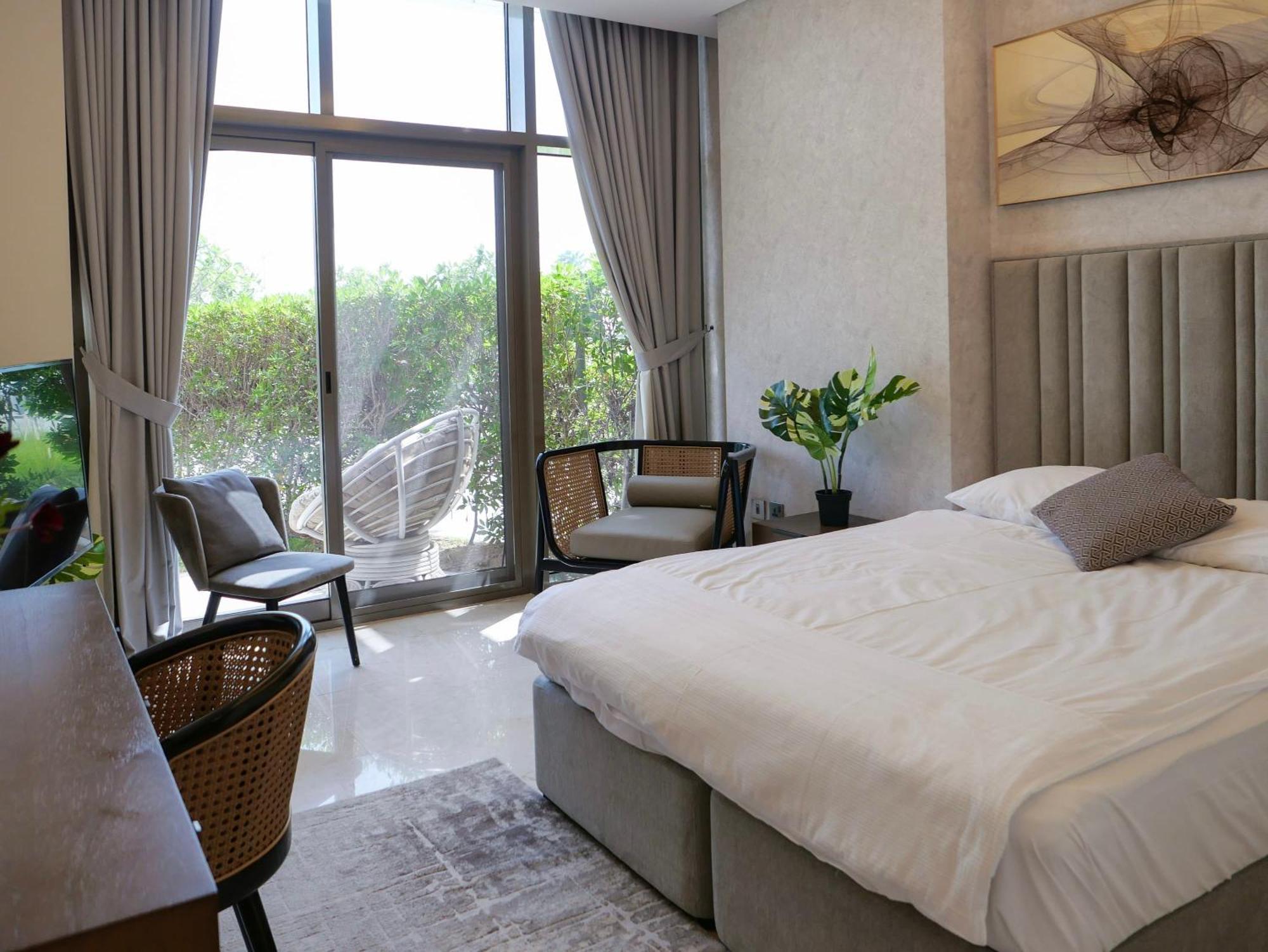 Calm 2br And Children's With Private Garden Apartment
