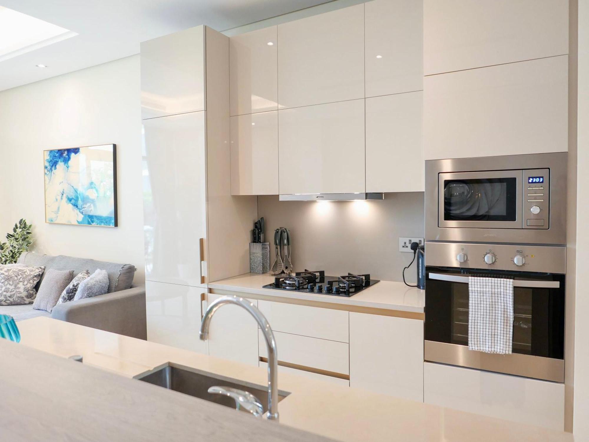Calm 2br And Children's With Private Garden Apartment *