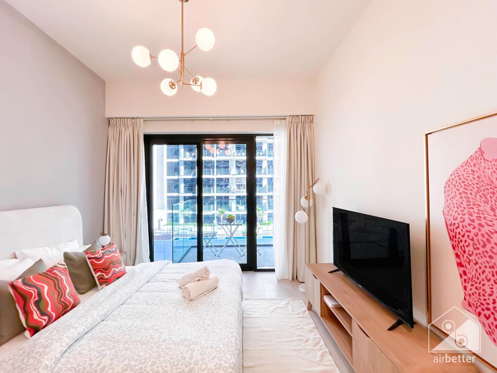 Urban Charm With Balcony In Riviera Dubai