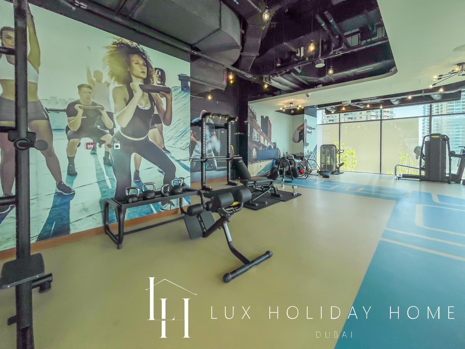 Lux The Marina Gate Sea View 2