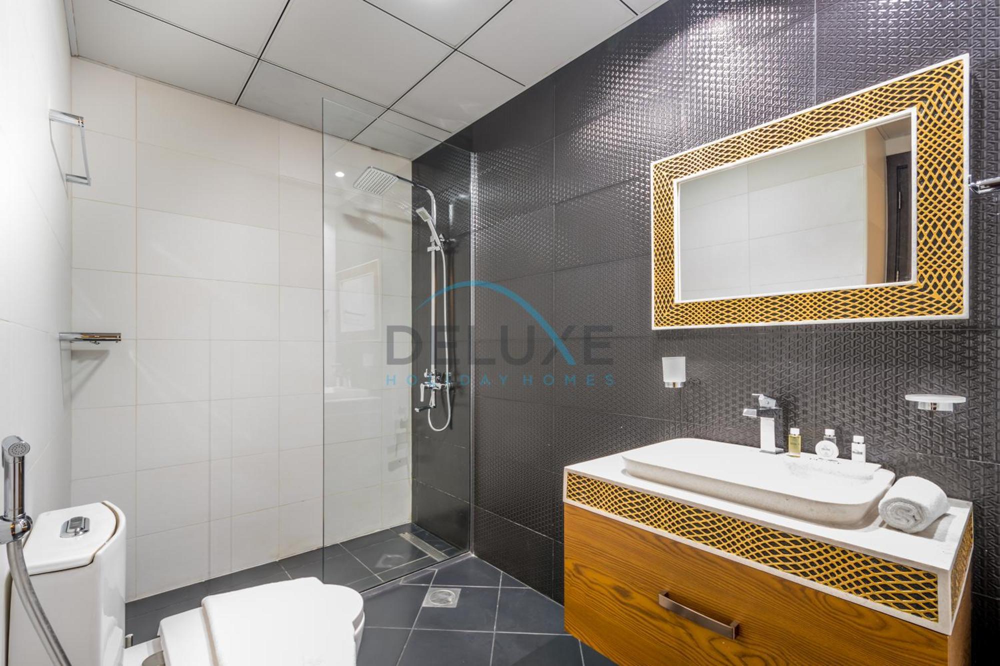 Apartment Stunning 3br In Bayz Tower, Business Bay By Deluxe Homes Dubai