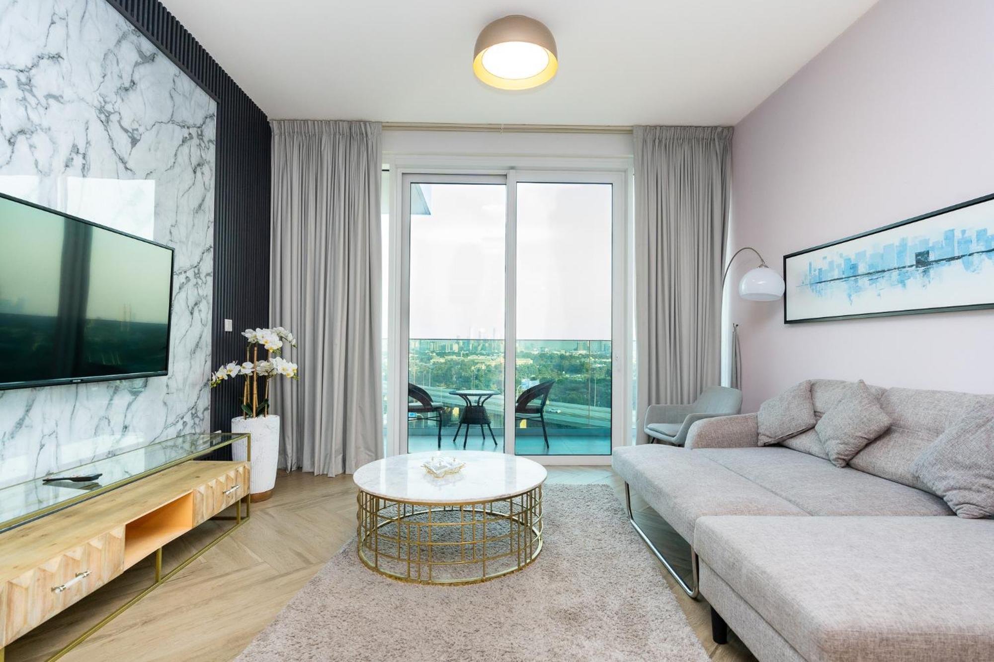 Citihome - Spacious 1bedroom At 1 Residences - West Apartment *
