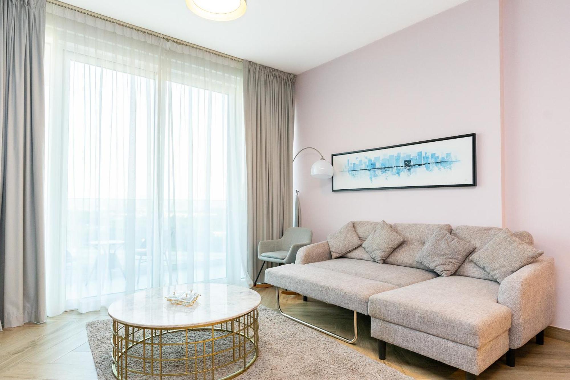 Citihome - Spacious 1bedroom At 1 Residences - West Apartment *