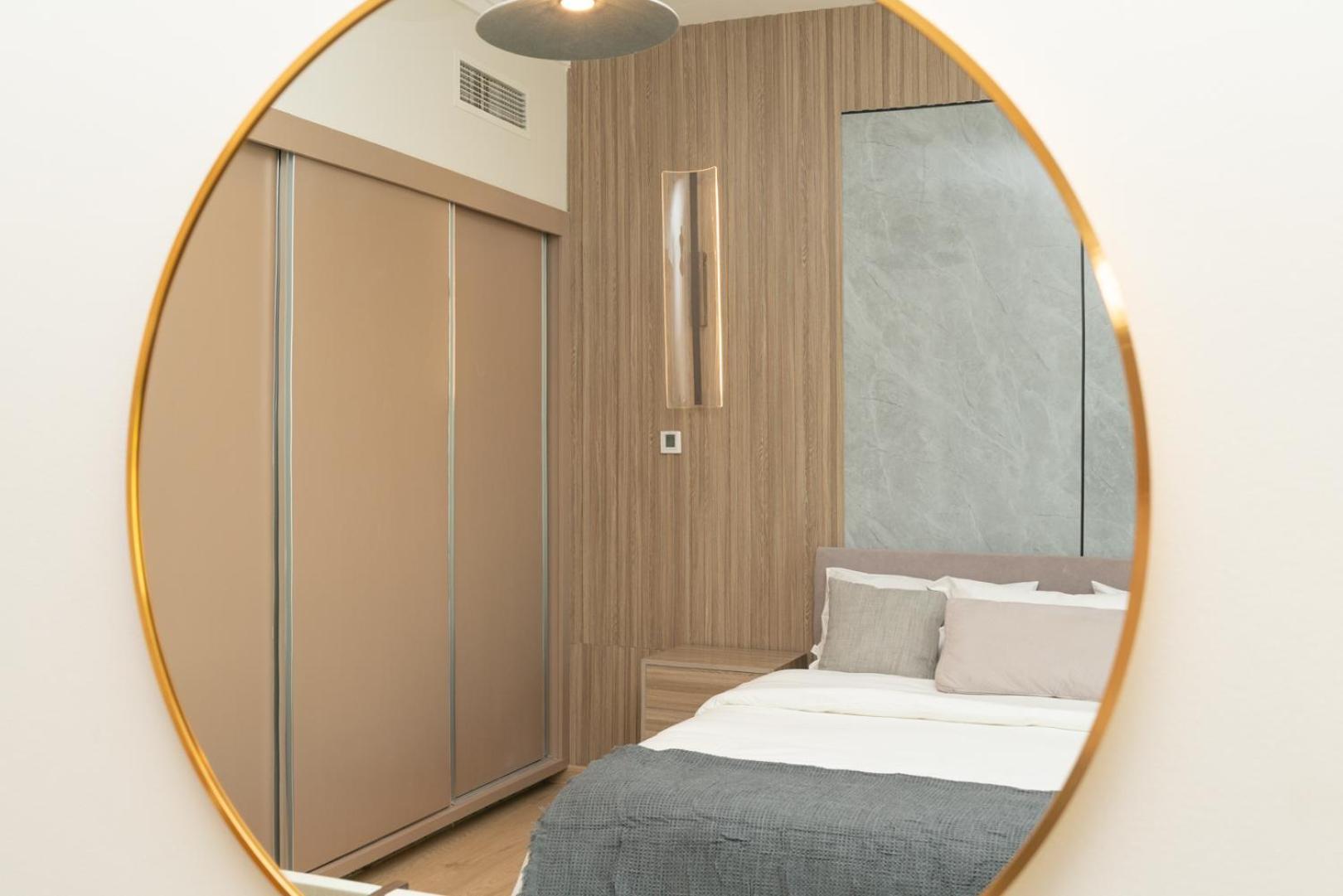Apartment Private Access - Stunning Sea View - Perfect Location At Jbr Dubai
