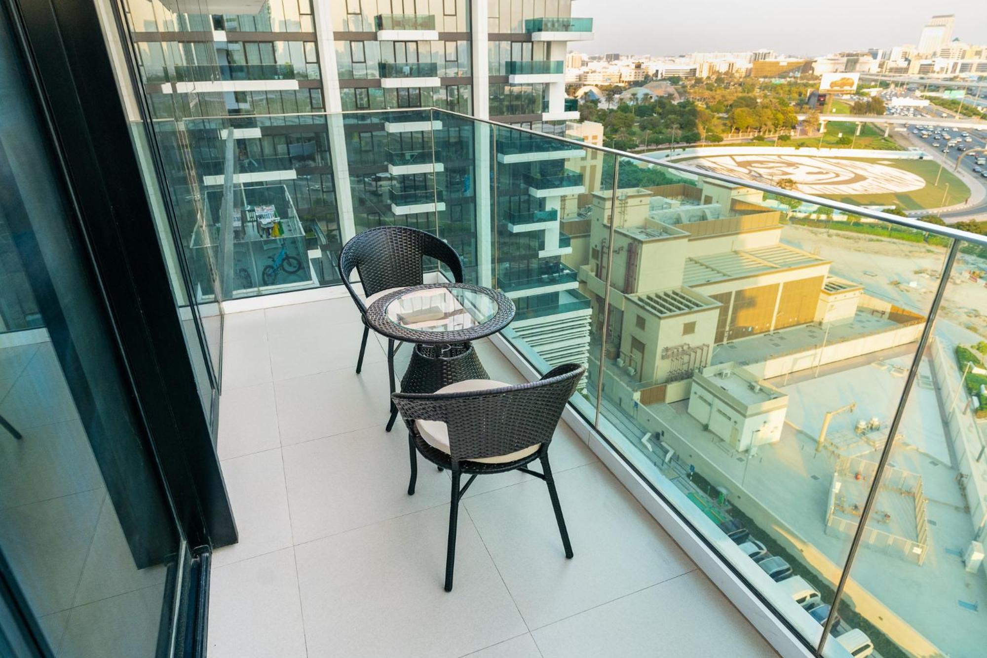 Citihome - Spacious 1bedroom At 1 Residences - West Apartment *