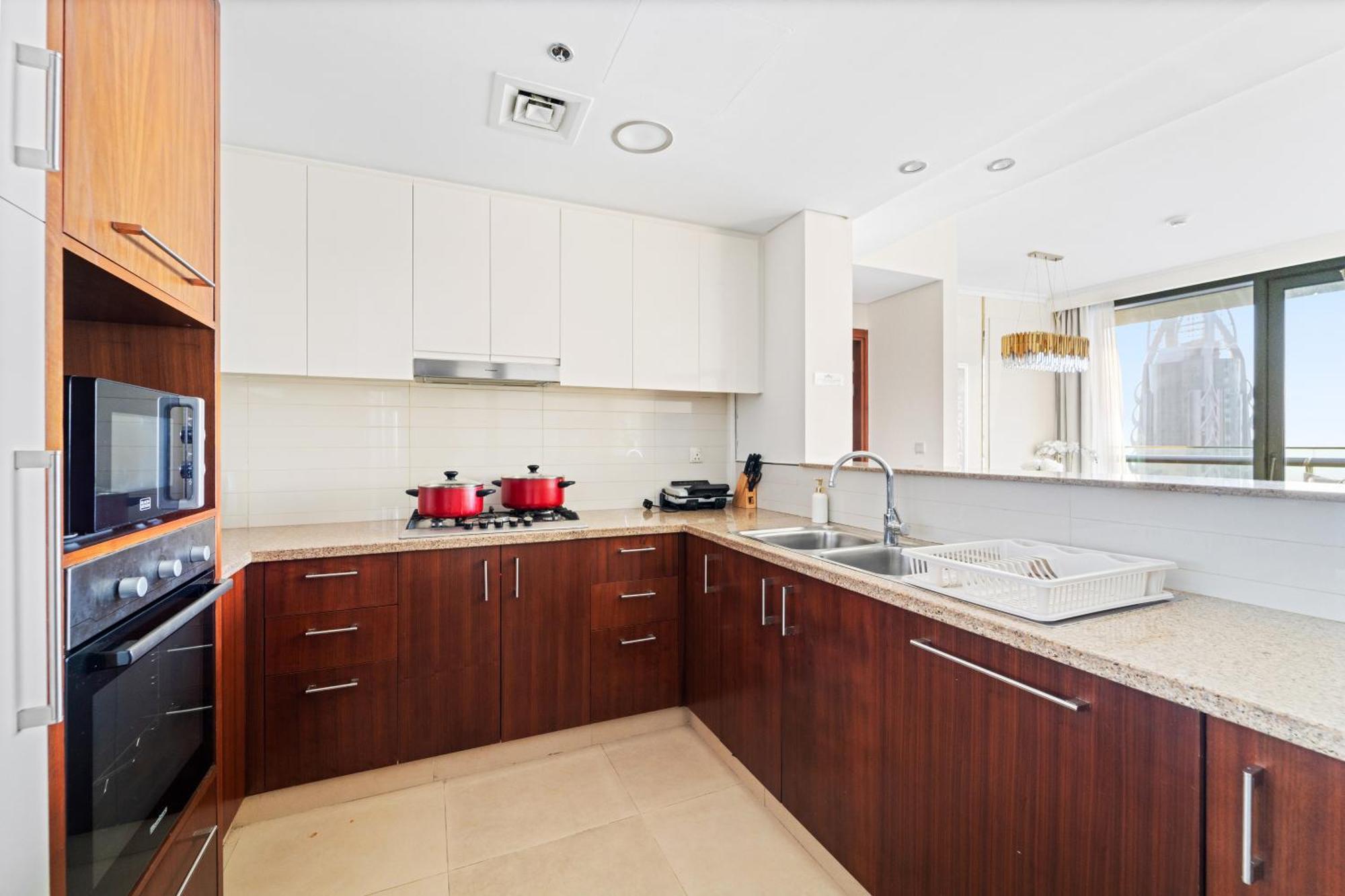 Apartamento First Class 2br With Full Skyline & Sea View Dubai