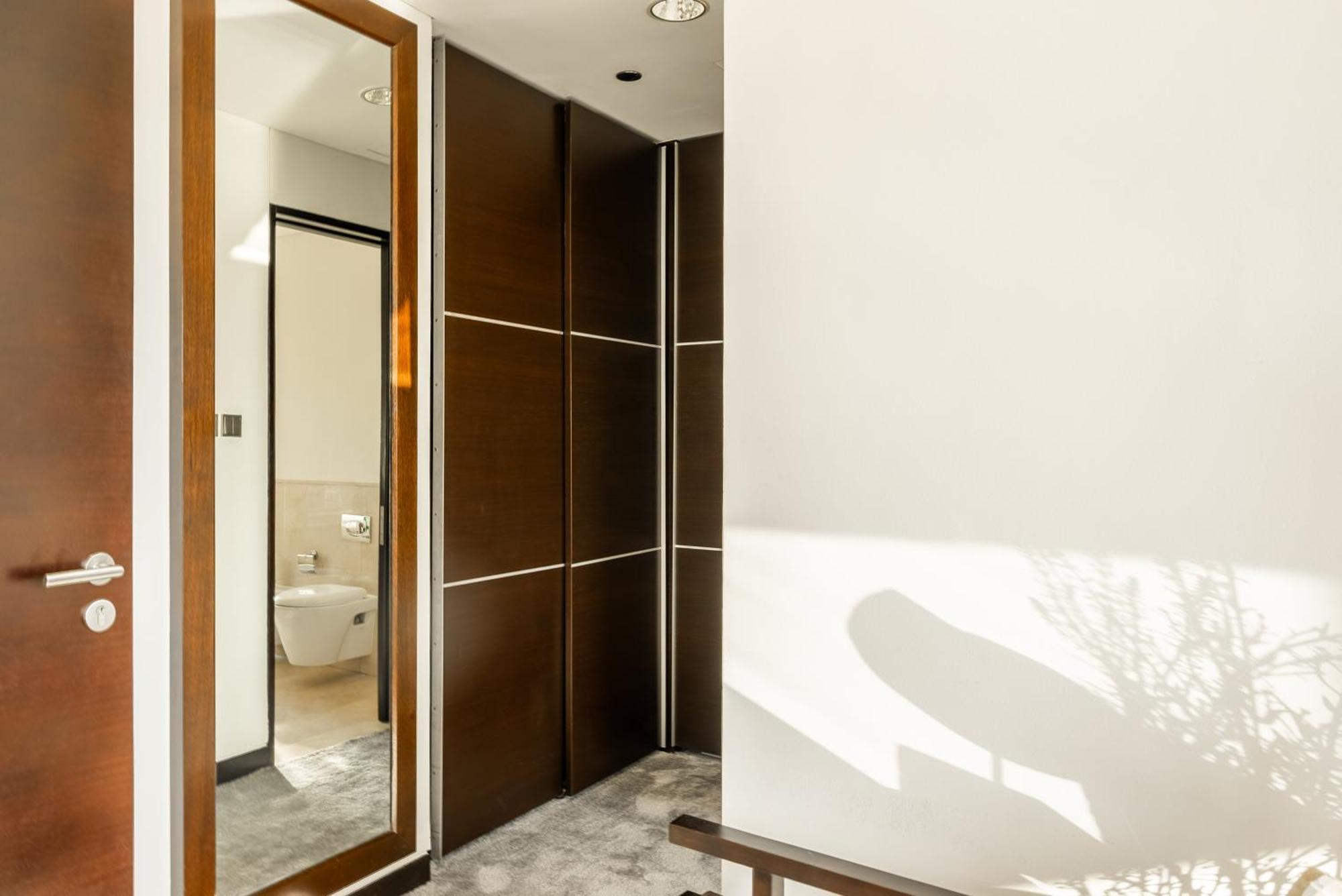 In Address Marina Residences Connected To Marina Mall Apartment Dubai