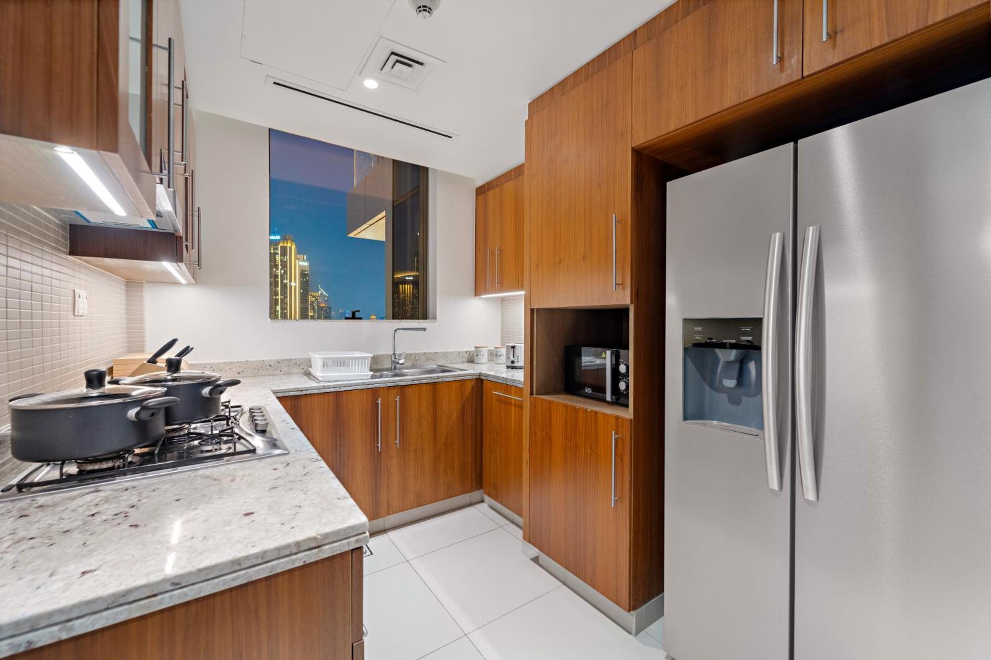 First Class 2br With Full Burj Khalifa And Fountain View Dubai