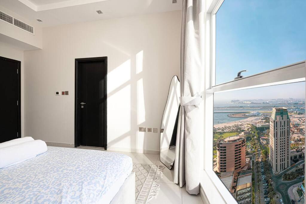 Prime Jbr Luxury Living With & Palm Views Dubai
