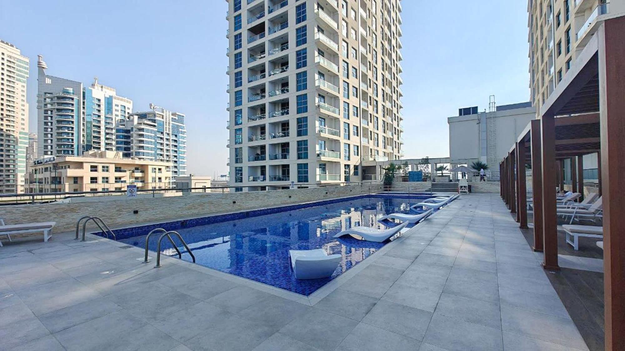 Spacious 2-bedroom With Marina Views In Dec Tower 2 * Dubai