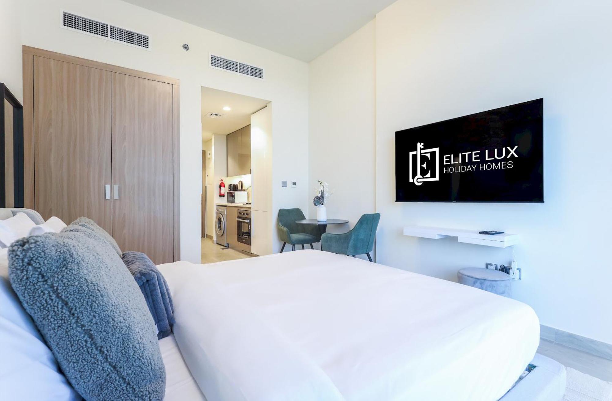Elite Lux Homes - Sleek In Azizi Riviera Prime Location Daire Dubai