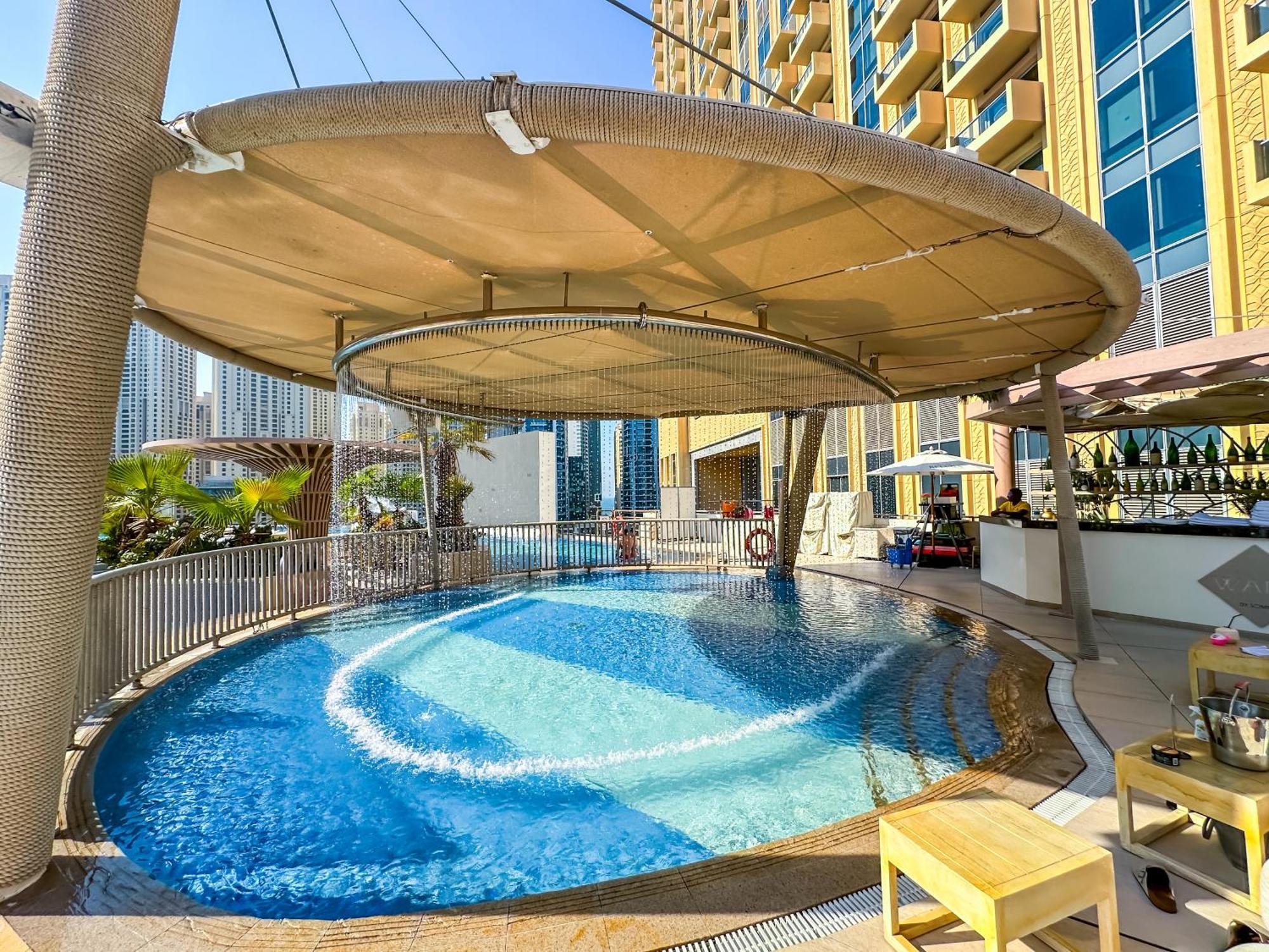 Apartment Luxury - Stunning Marina View - 5-star Amenities Dubai