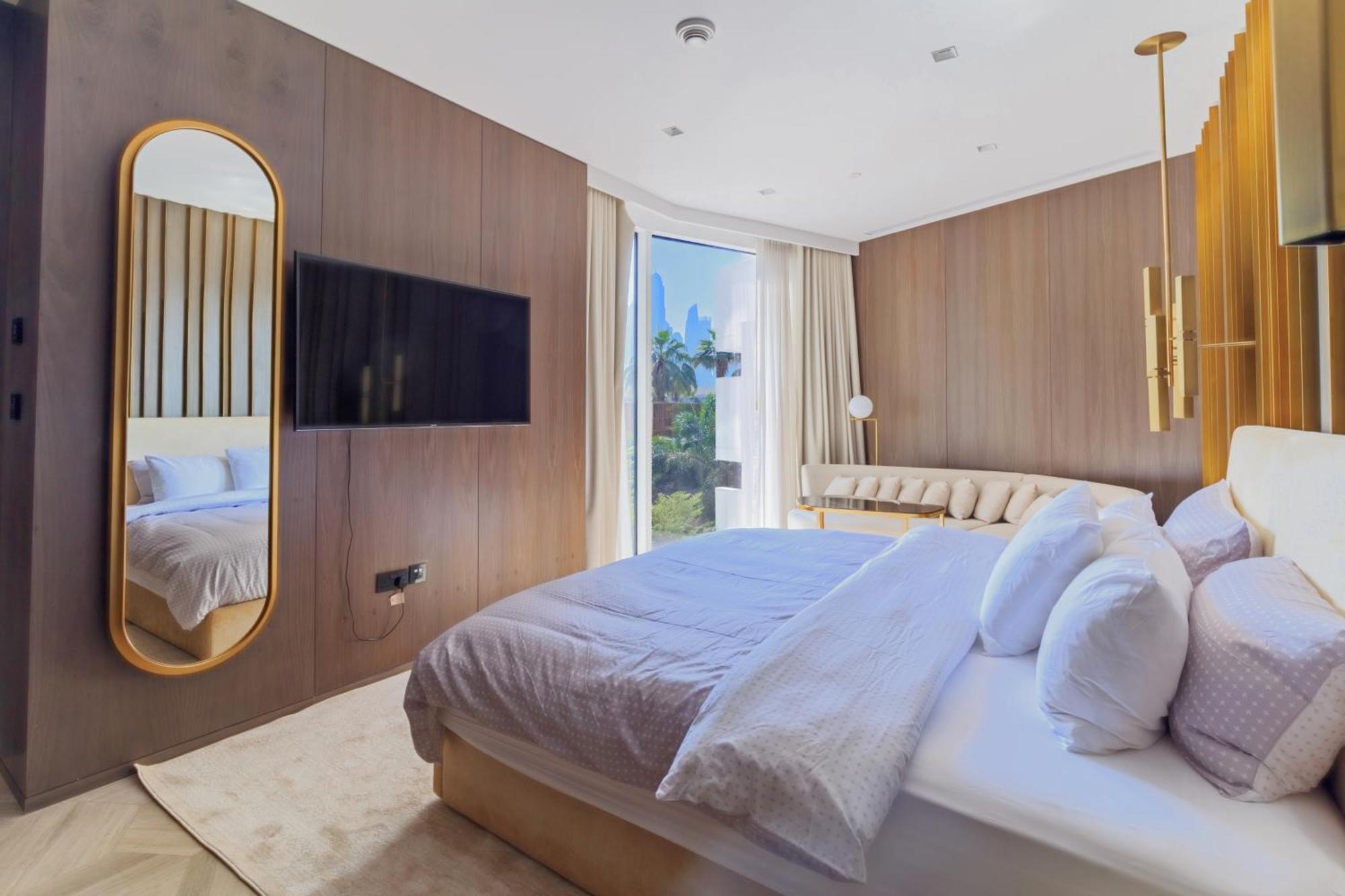 Luxury 3bdr Apartment, Pool & Access Apartment *