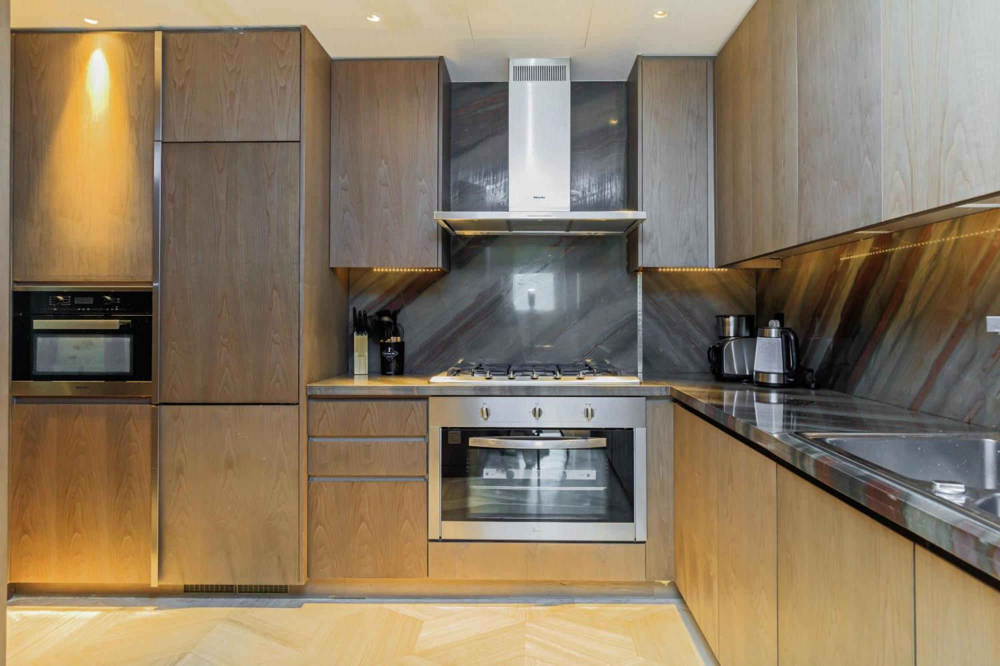 Luxury 3bdr Apartment, Pool & Access Apartment Dubai