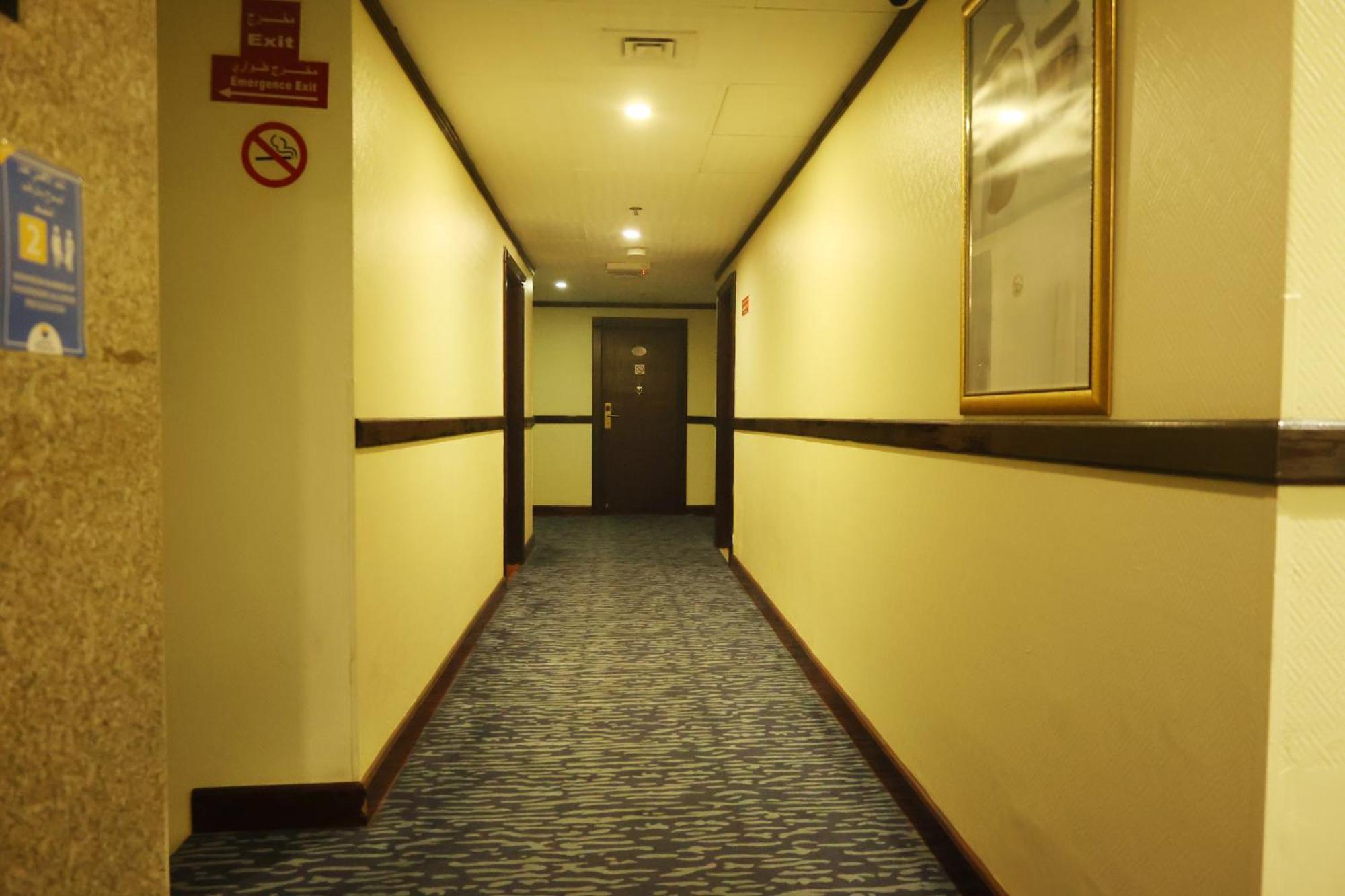 Claridge Hotel 3*