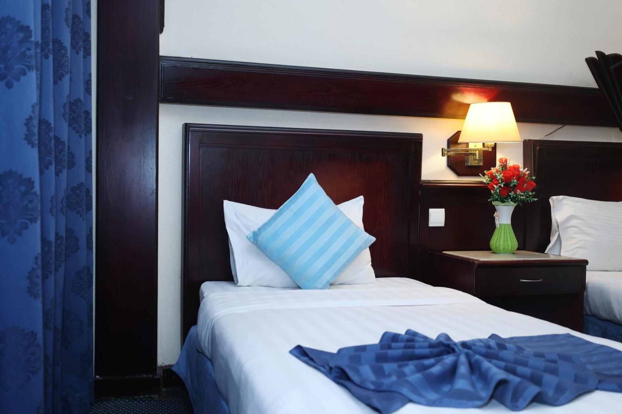 Claridge 3* Dubai